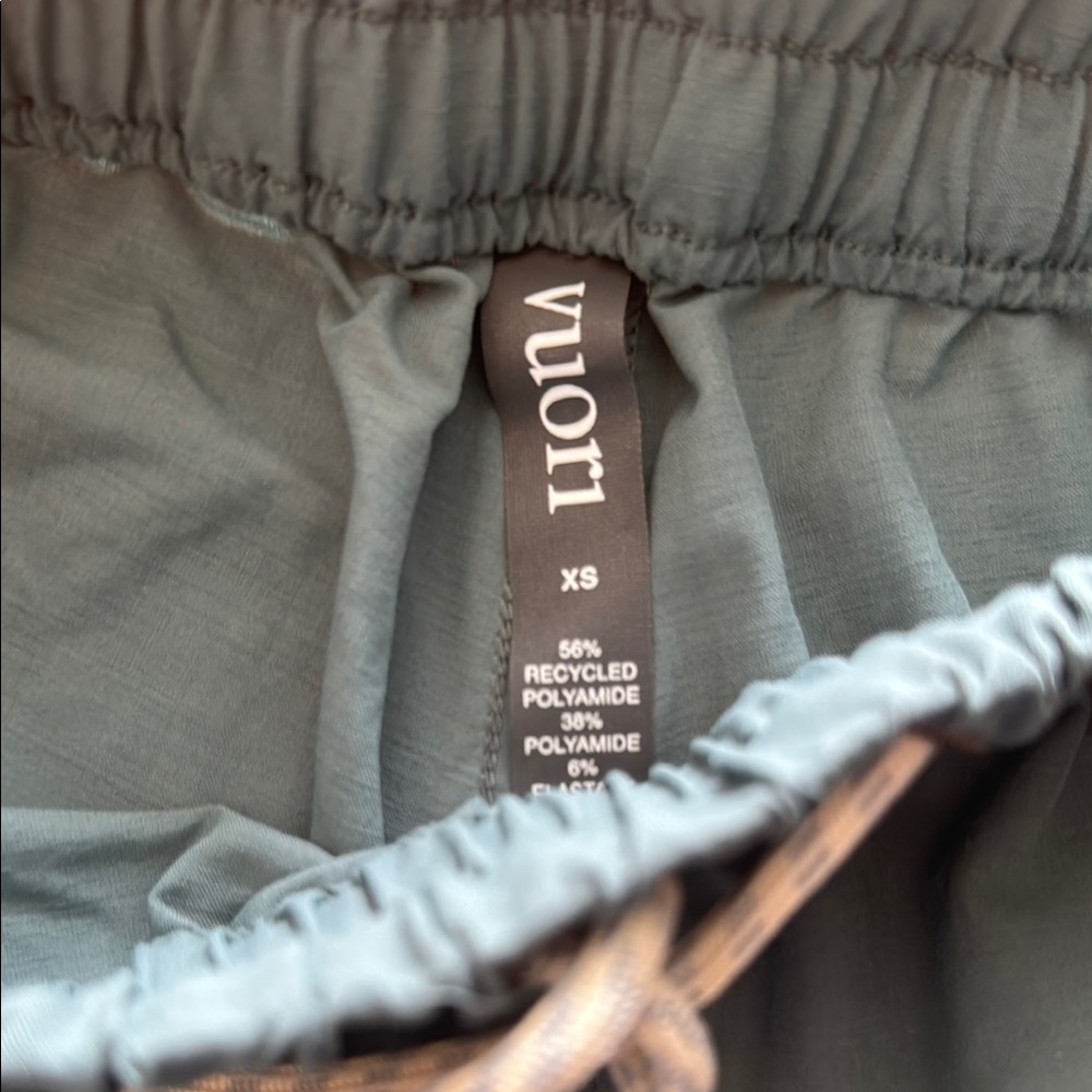 NWT vuori isla baggie shorts size xs - Picture 3 of 4